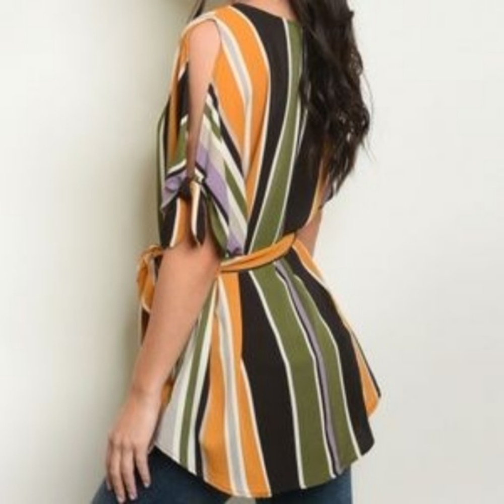 Cold Shoulder Olive Multi Top - Picture 3 of 4